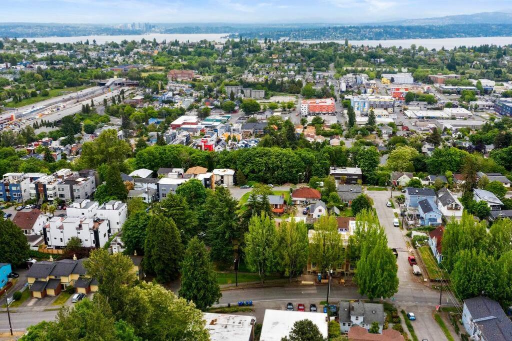 Hillside In Seattle - Updated And Well Appointed. Kültér fotó