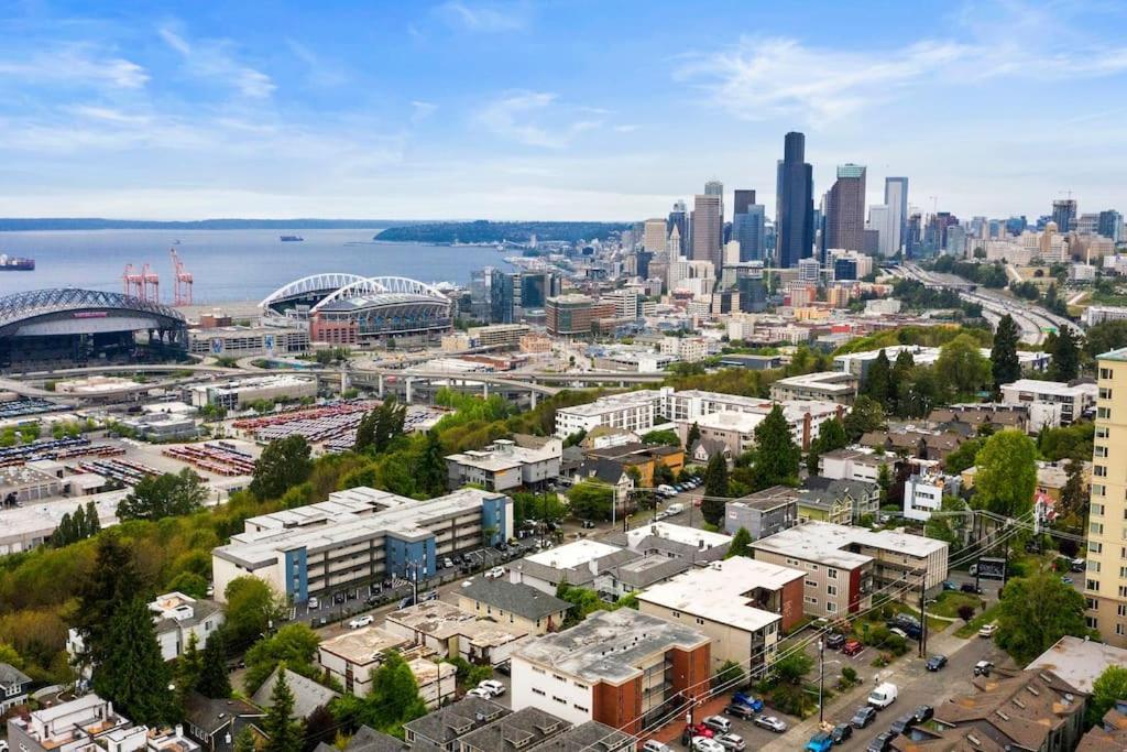 Hillside In Seattle - Updated And Well Appointed. Kültér fotó